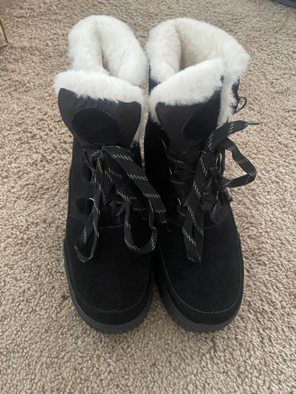 Black Faux-Fur Lined Women's Winter Boots